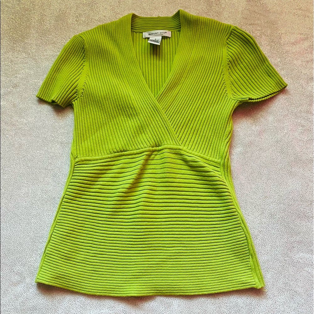 ⚡️green ribbed v neck !